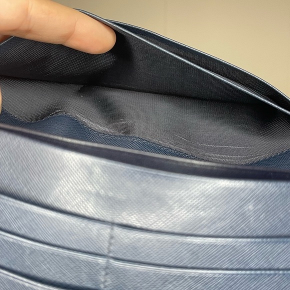 Gucci Navy Blue Leather Long Wallet with Clasp - Picture 7 of 9